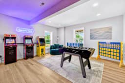 305 Compass Cove (House of Memories)