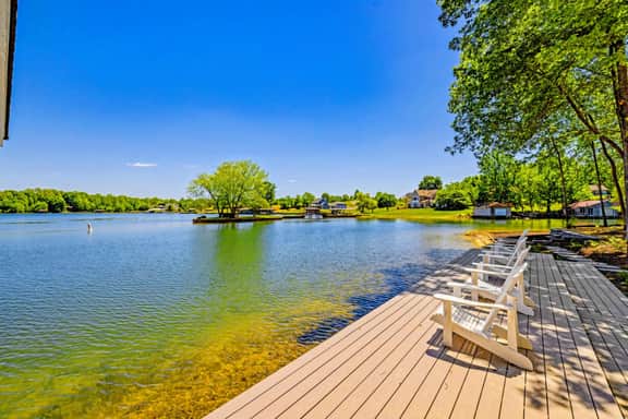 305 Compass Cove (House of Memories)