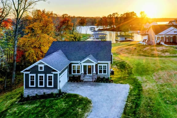 820 Fairview (S'more Lake Anna)
