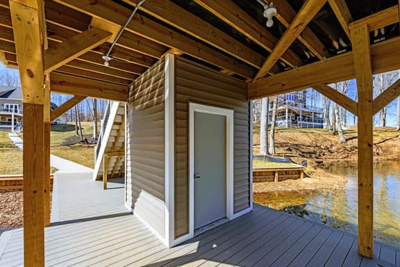44 Deep Creek